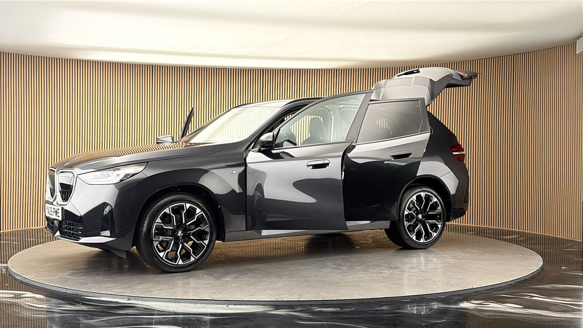 More views of BMW X3