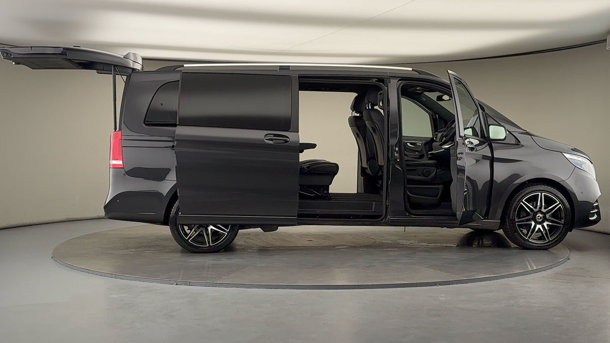More views of Mercedes-Benz V Class