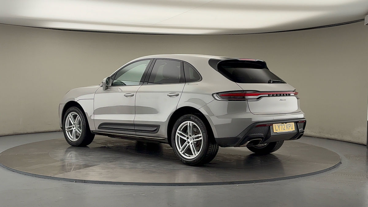 More views of Porsche Macan