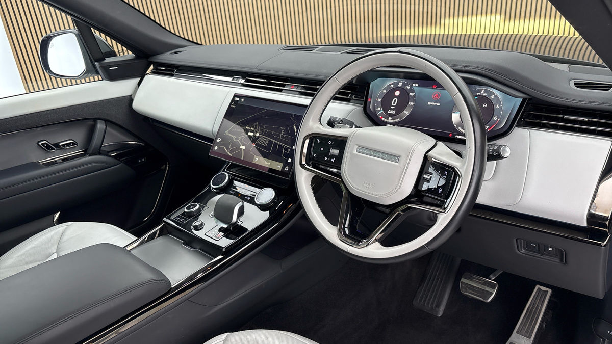 Land Rover Range Rover Sport Image 5