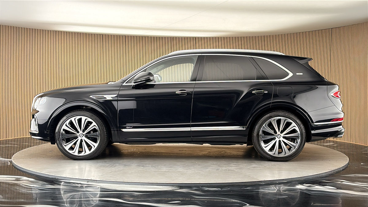 Bentley Bentayga Image 15