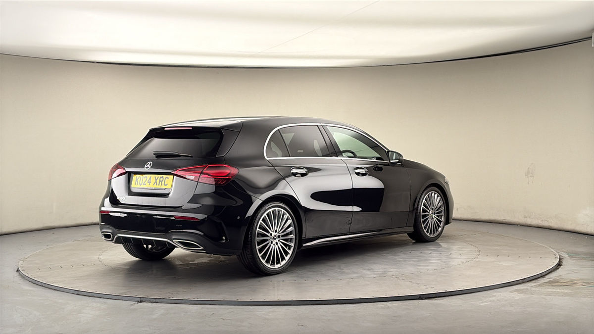 Mercedes-Benz A Class Image 21