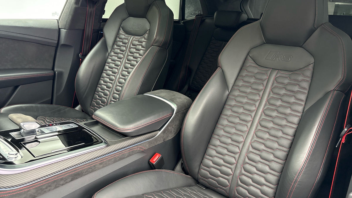 Audi RSQ8 Image 7