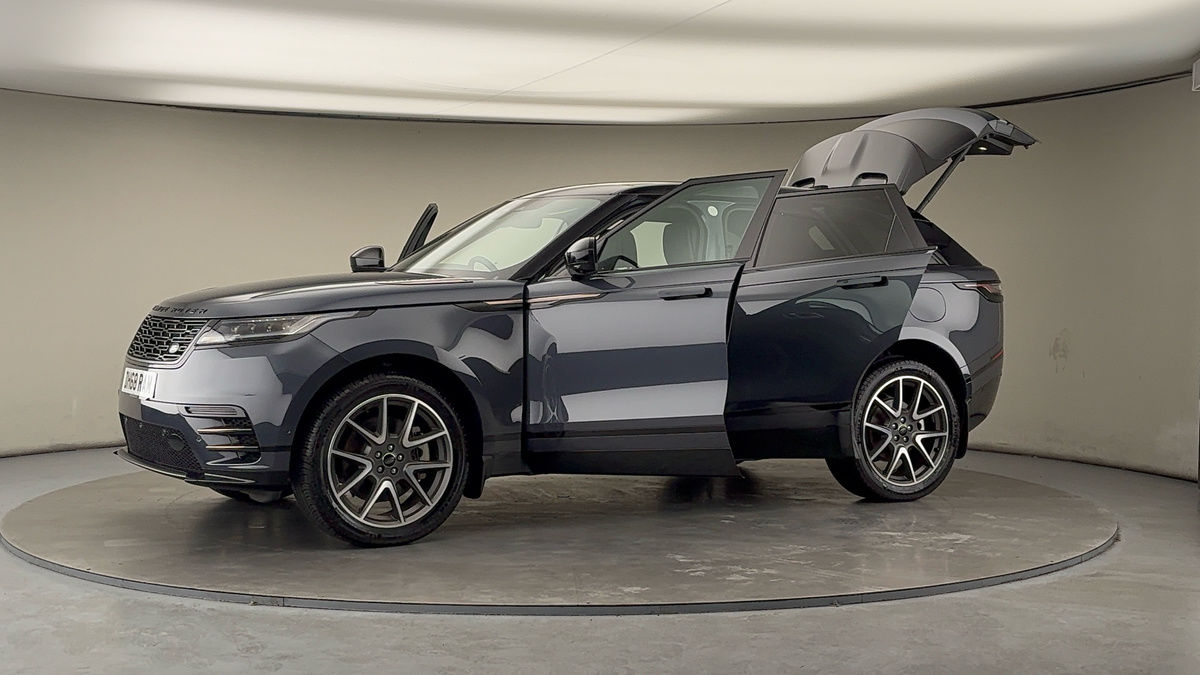 More views of Land Rover Range Rover Velar