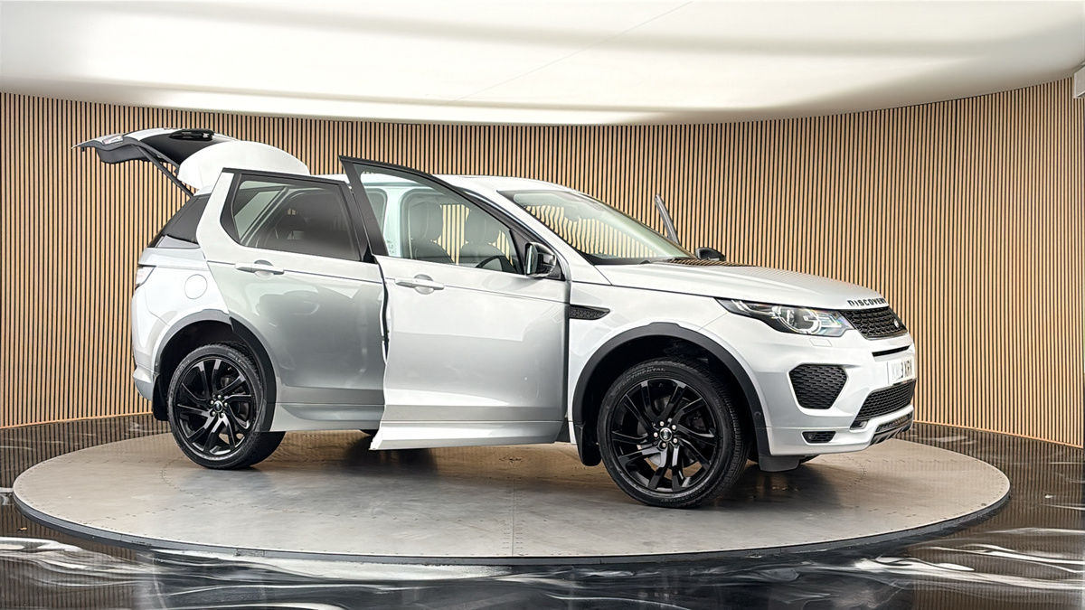More views of Land Rover Discovery Sport