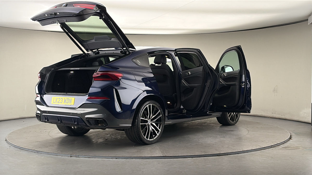 More views of BMW X6