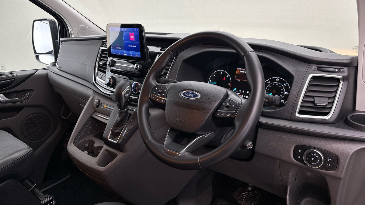 Ford Transit Custom Image 5