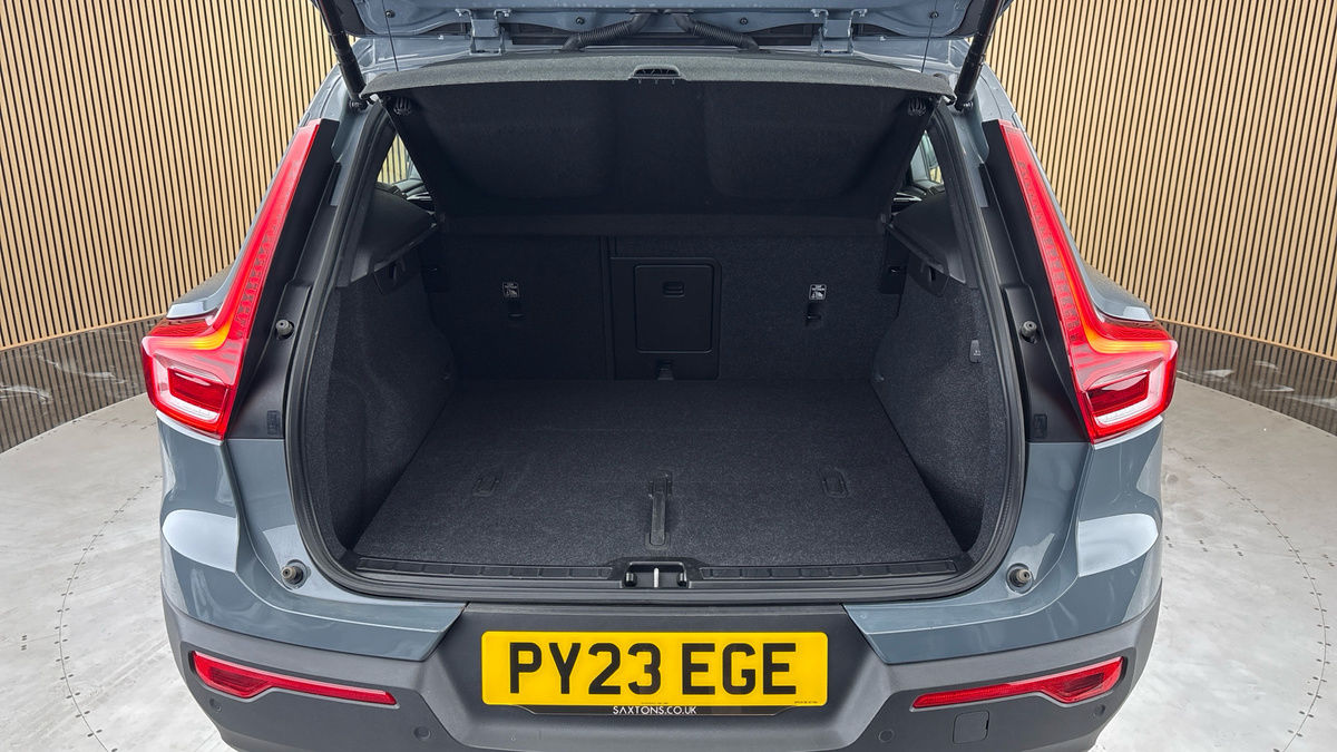 Volvo XC40 Image 11