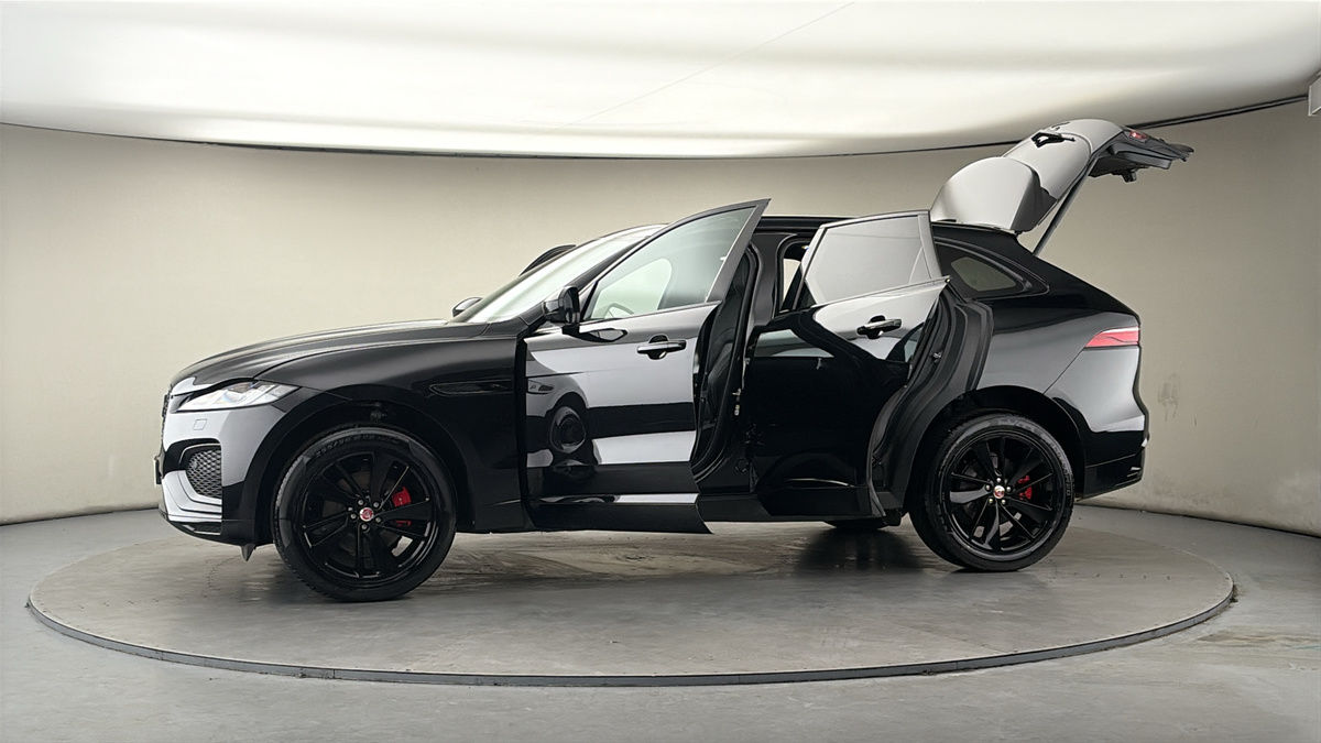 More views of Jaguar F-PACE