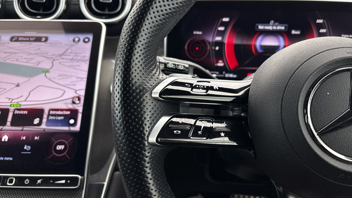 Mercedes-Benz GLC Image 13