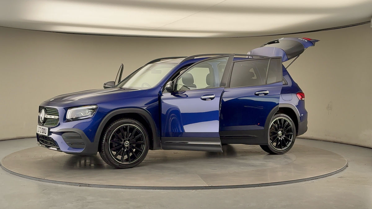 More views of Mercedes-Benz GLB