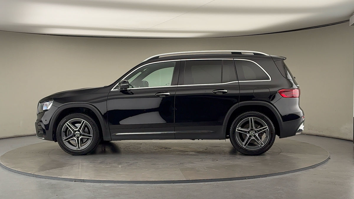 More views of Mercedes-Benz GLB