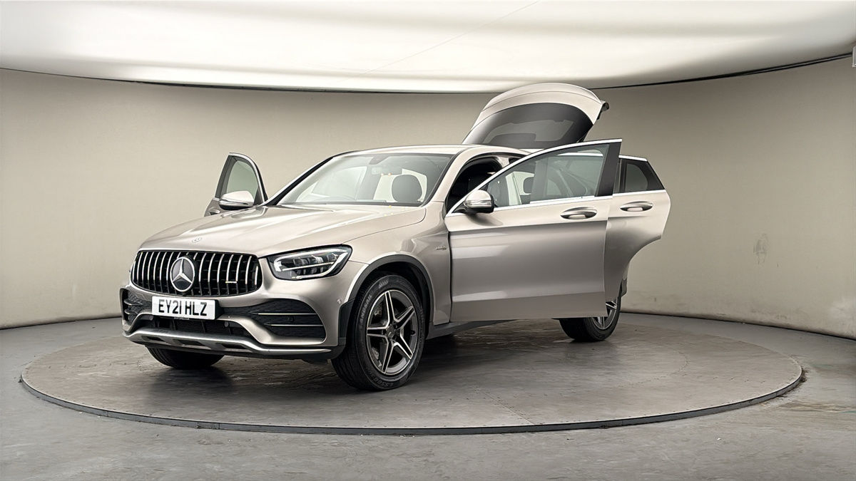 More views of Mercedes-Benz GLC