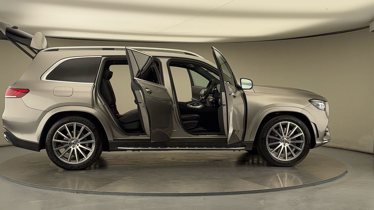 More views of Mercedes-Benz GLS