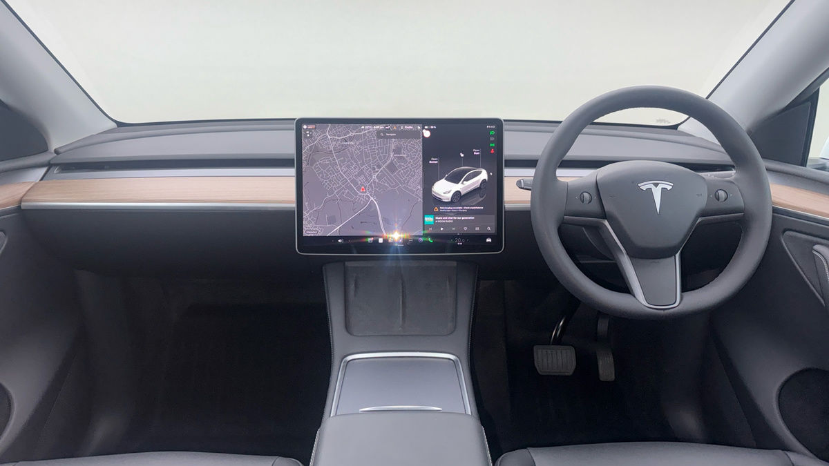 Tesla Model Y Image 12