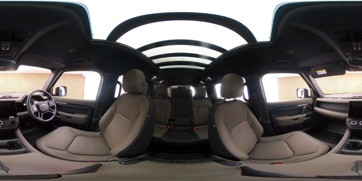 More views of Land Rover Defender 110