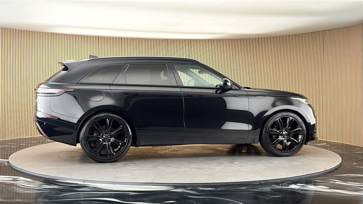 More views of Land Rover Range Rover Velar