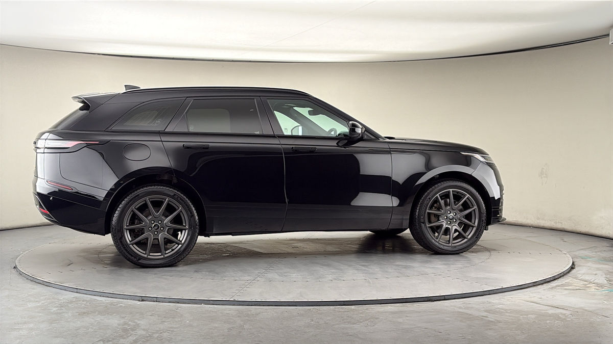 More views of Land Rover Range Rover Velar