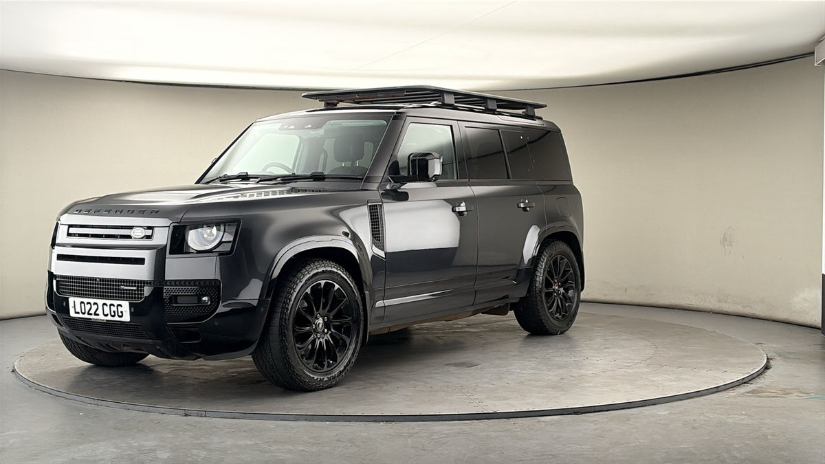 More views of Land Rover Defender 110