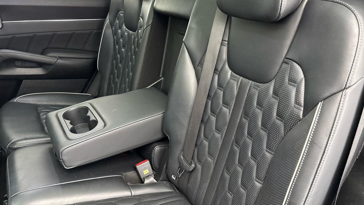 Kia Sorento Image 9