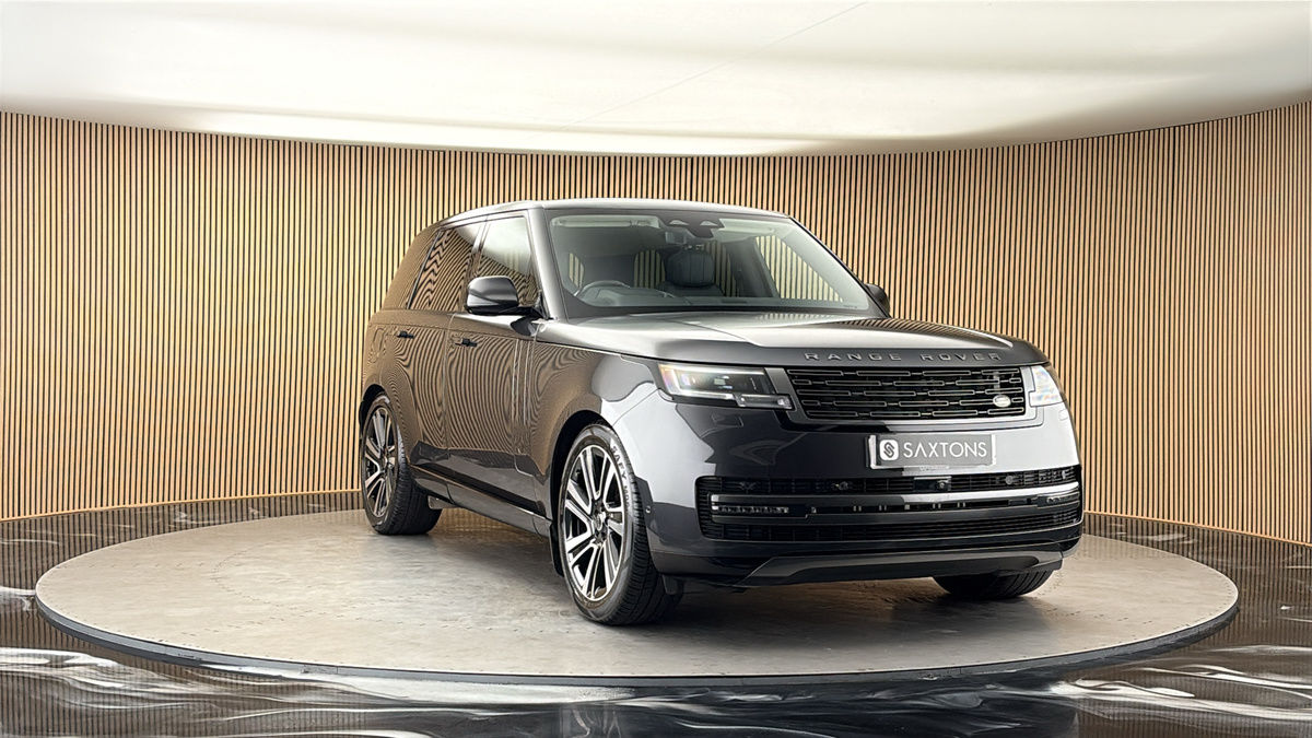 More views of Land Rover Range Rover