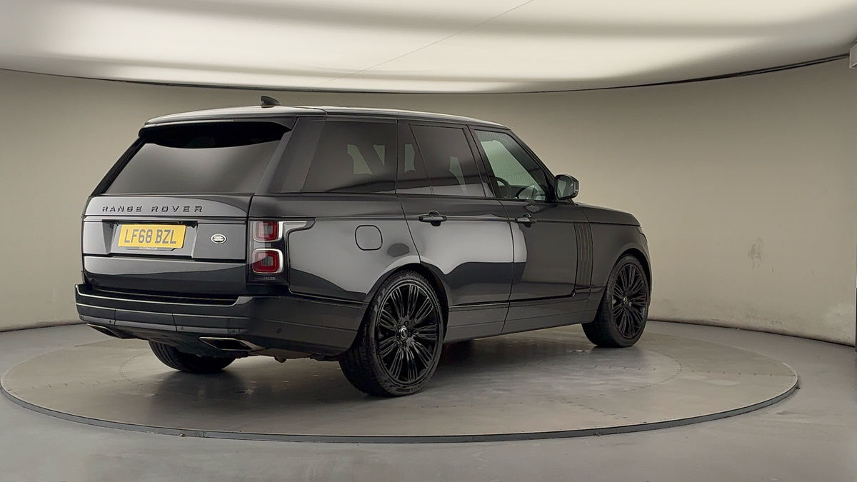 More views of Land Rover Range Rover