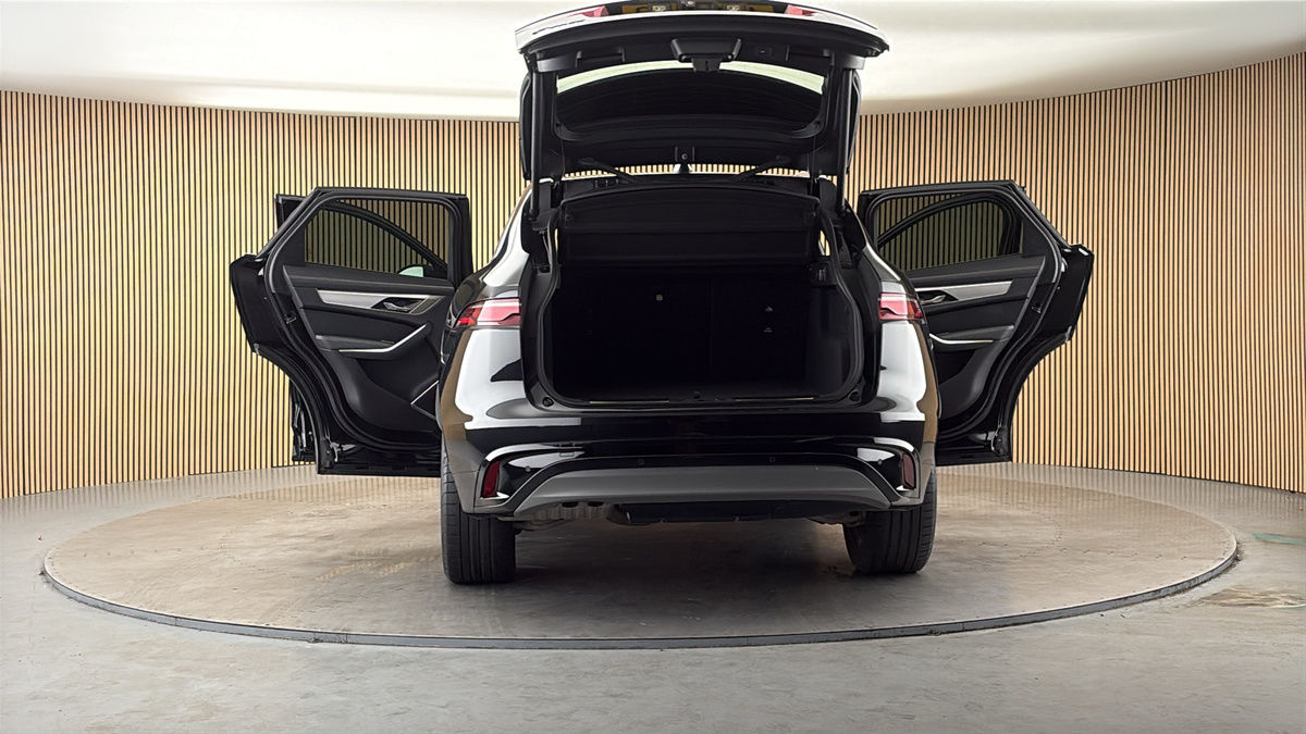 More views of Jaguar F-PACE