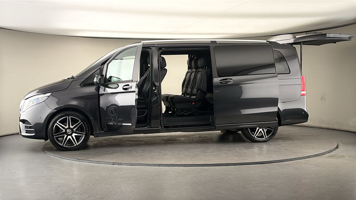 More views of Mercedes-Benz V Class