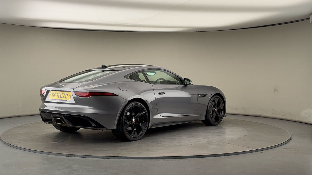 Jaguar F-Type Image 21