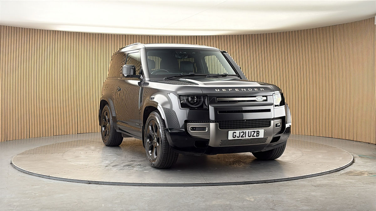 More views of Land Rover Defender 90