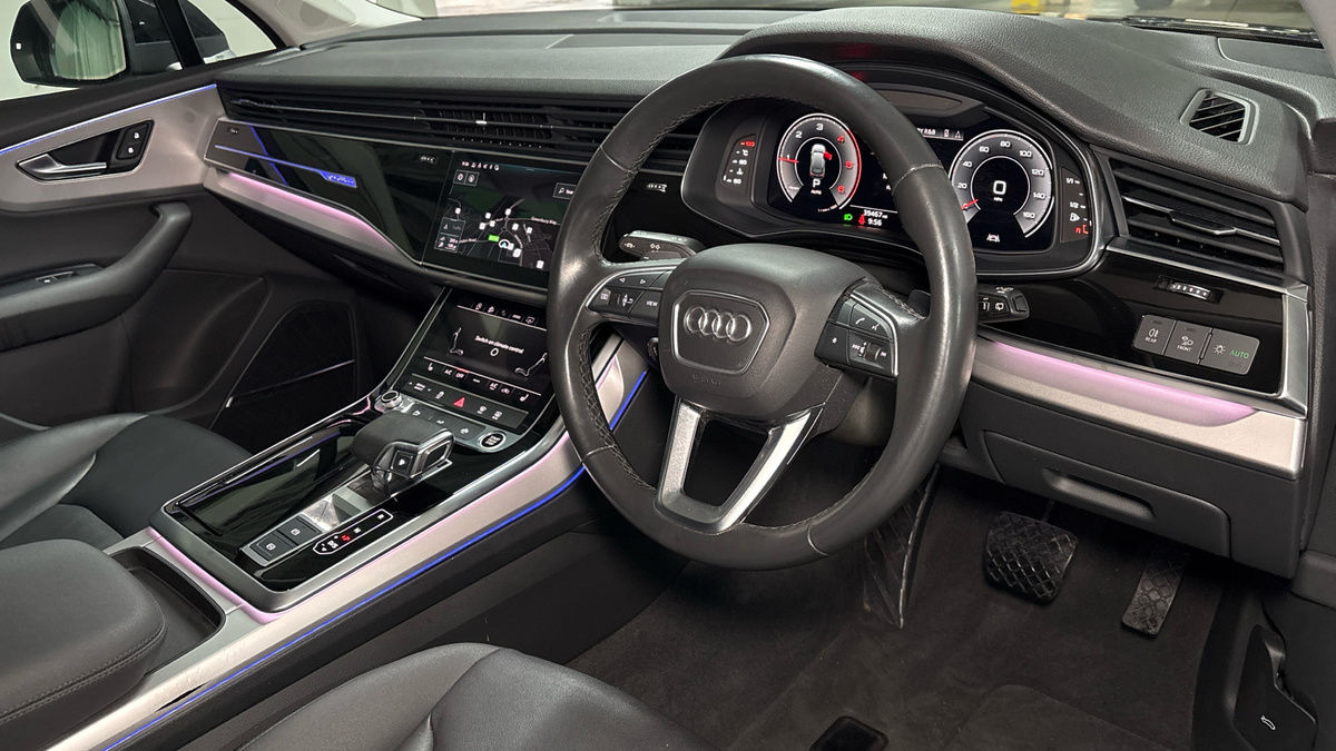 Audi Q7 Image 5