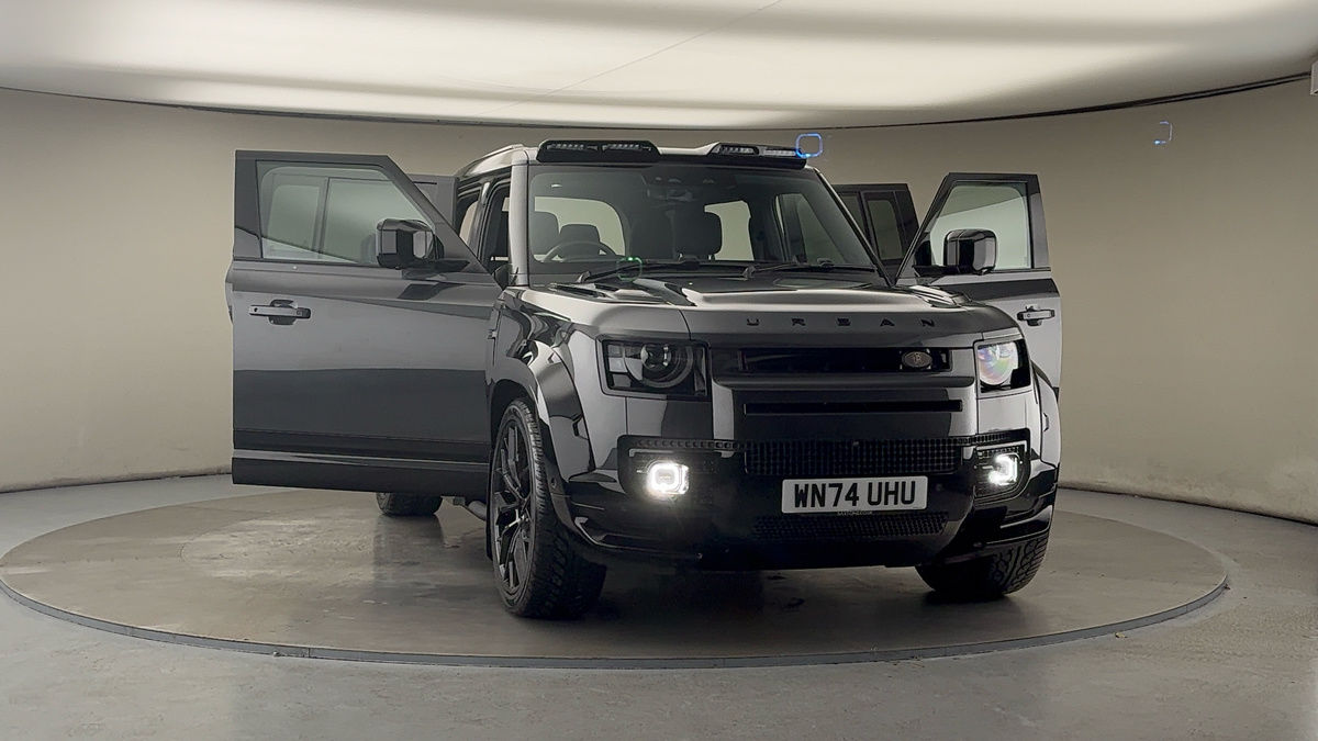 More views of Land Rover Defender 110