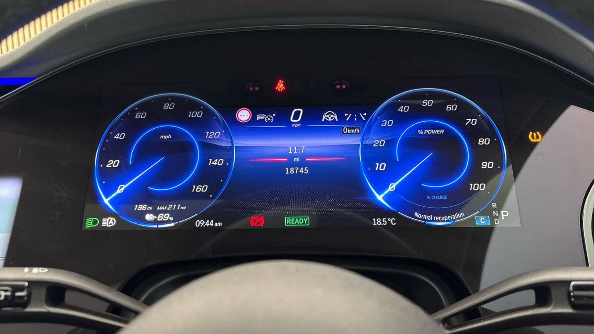 Mercedes-Benz EQE Image 35