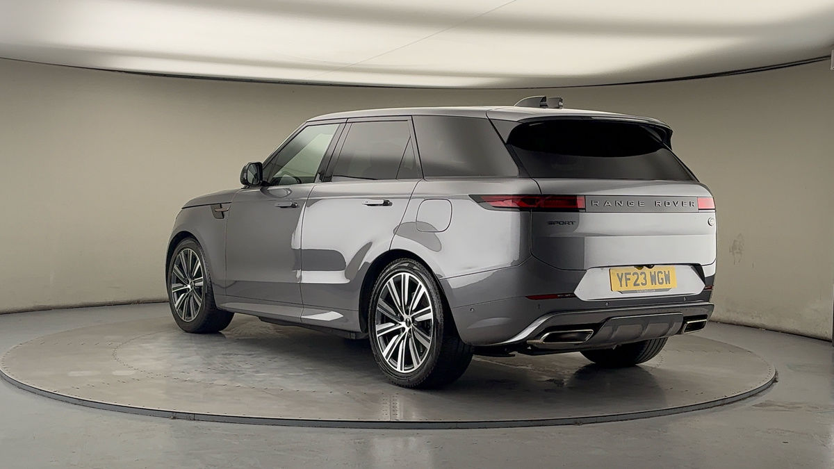 Land Rover Range Rover Sport Image 2