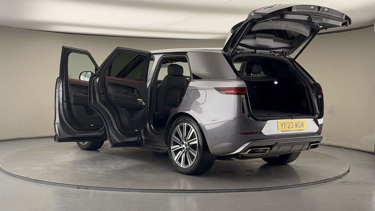 More views of Land Rover Range Rover Sport