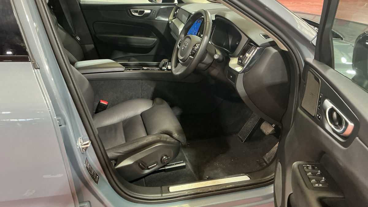 Volvo XC60 Image 9