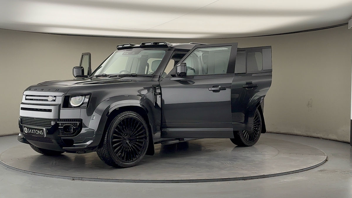 More views of Land Rover Defender 110