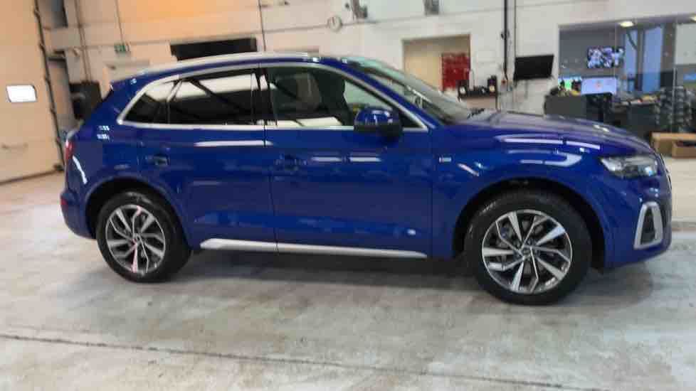More views of Audi Q5
