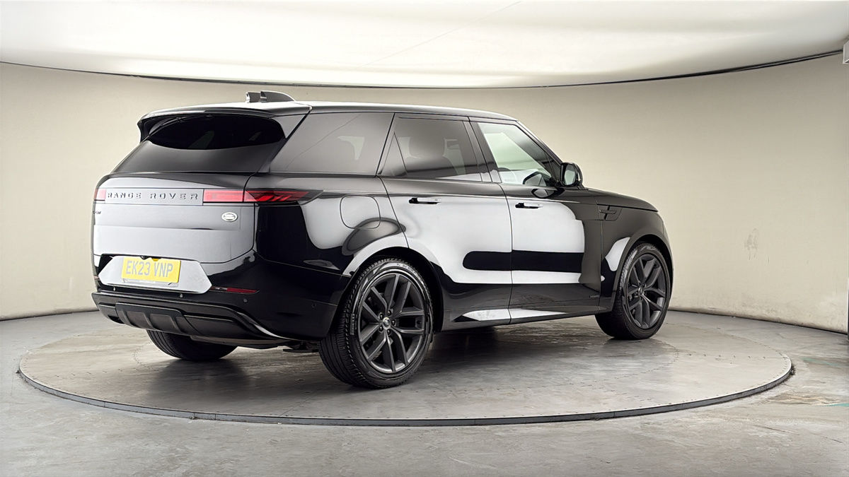 Land Rover Range Rover Sport Image 21
