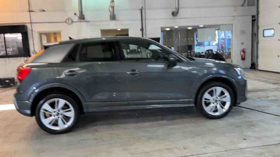 More views of Audi Q2
