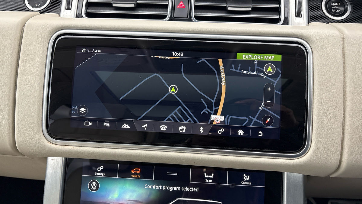 Land Rover Range Rover Image 17