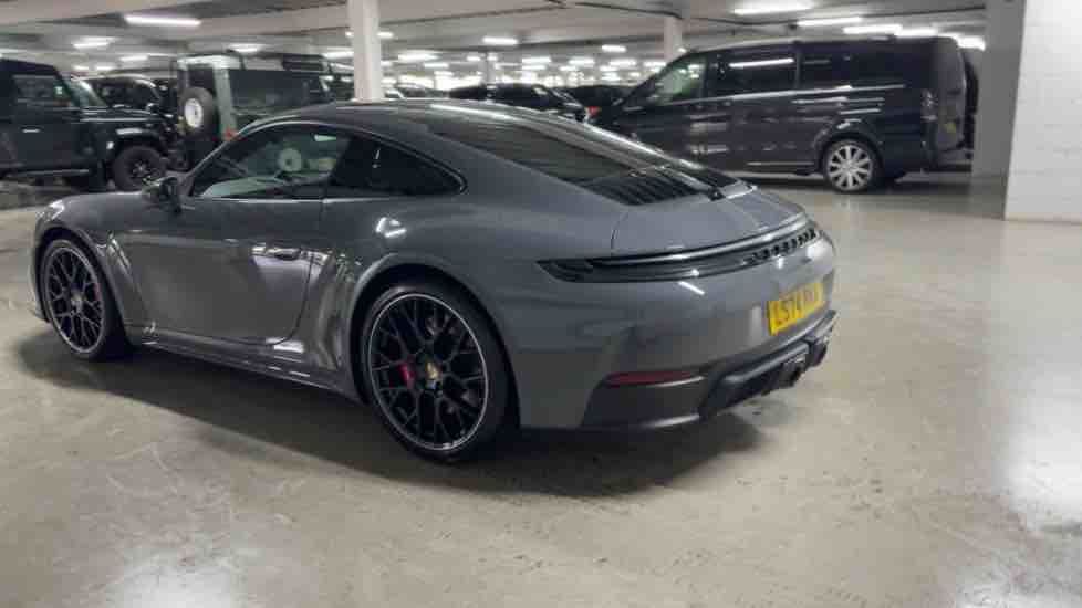 More views of Porsche 911