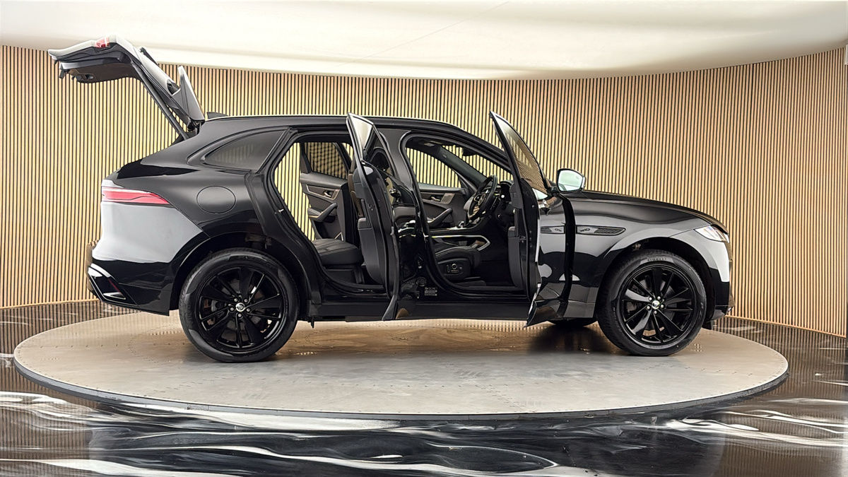 More views of Jaguar F-PACE