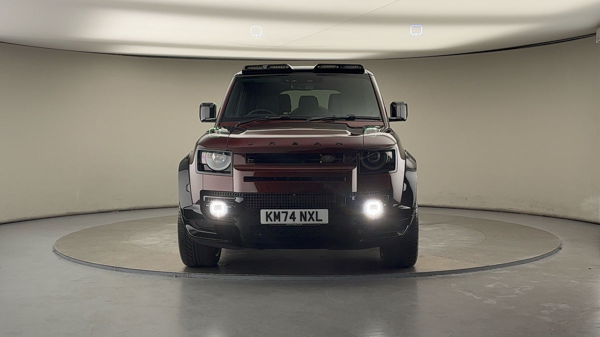 Land Rover Defender 130 Urban Image 3