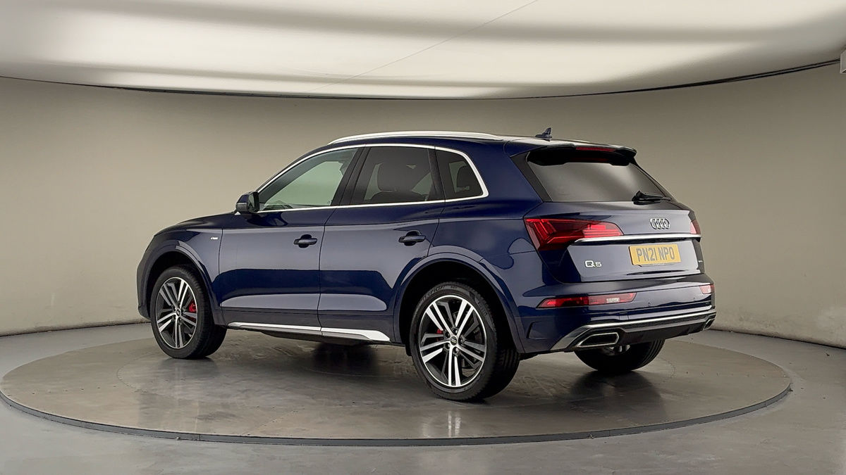 More views of Audi Q5