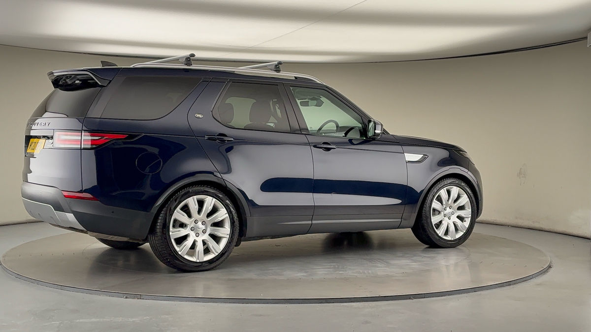 More views of Land Rover Discovery