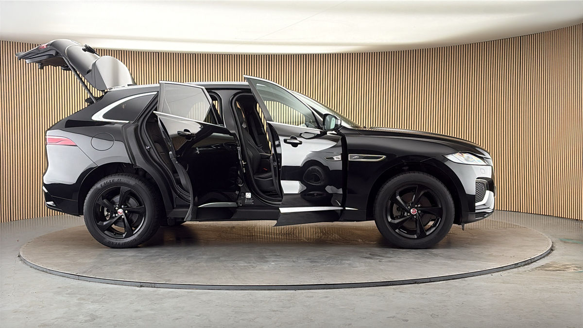 More views of Jaguar F-PACE
