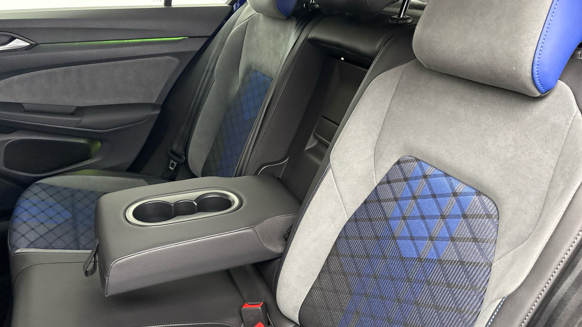 Volkswagen Golf Image 9