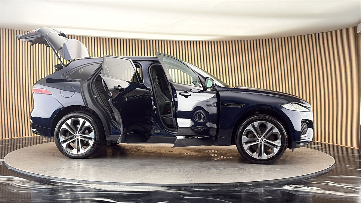 More views of Jaguar F-PACE