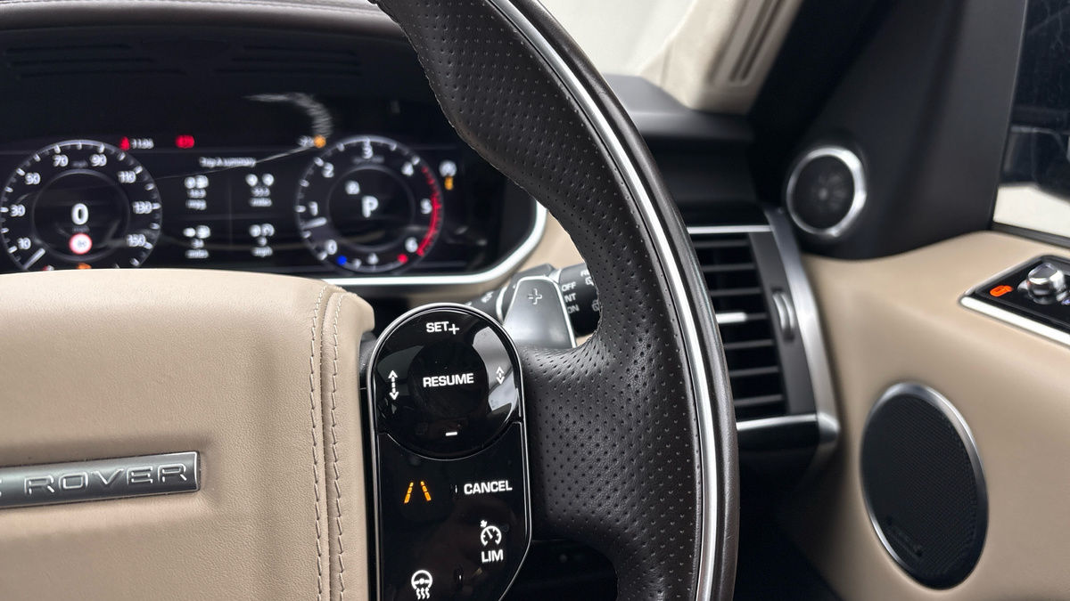 Land Rover Range Rover Sport Image 14